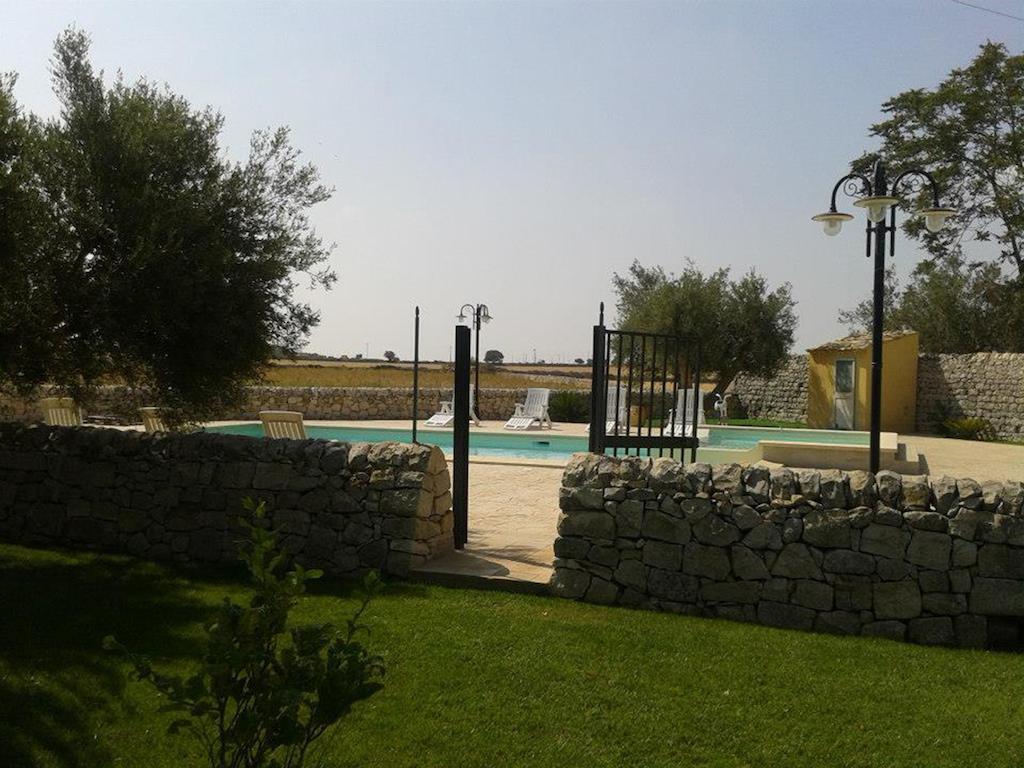 Oasi Di Cava Ispica Villa Pietre Nere San Zagaria ภายนอก รูปภาพ