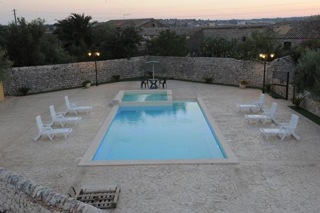 Oasi Di Cava Ispica Villa Pietre Nere San Zagaria ภายนอก รูปภาพ