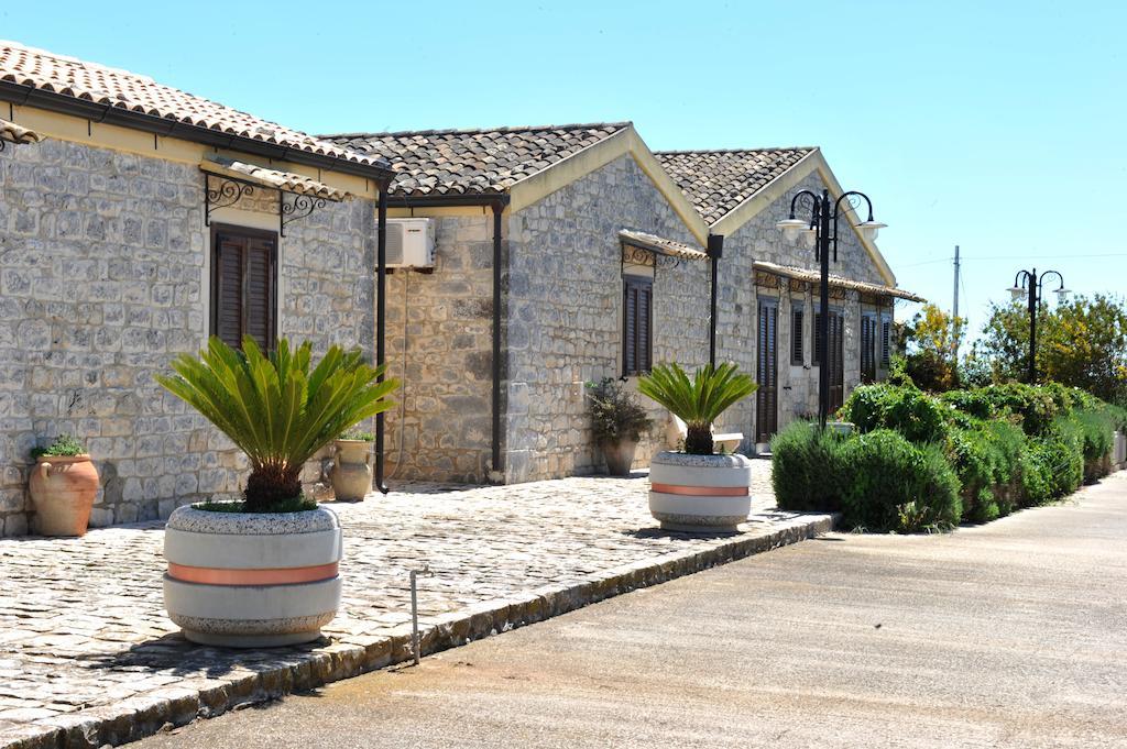 Oasi Di Cava Ispica Villa Pietre Nere San Zagaria ภายนอก รูปภาพ