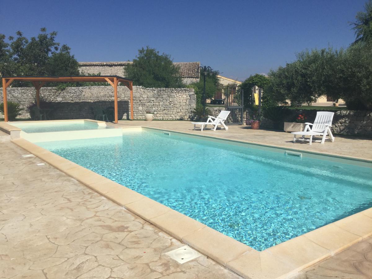 Oasi Di Cava Ispica Villa Pietre Nere San Zagaria ภายนอก รูปภาพ
